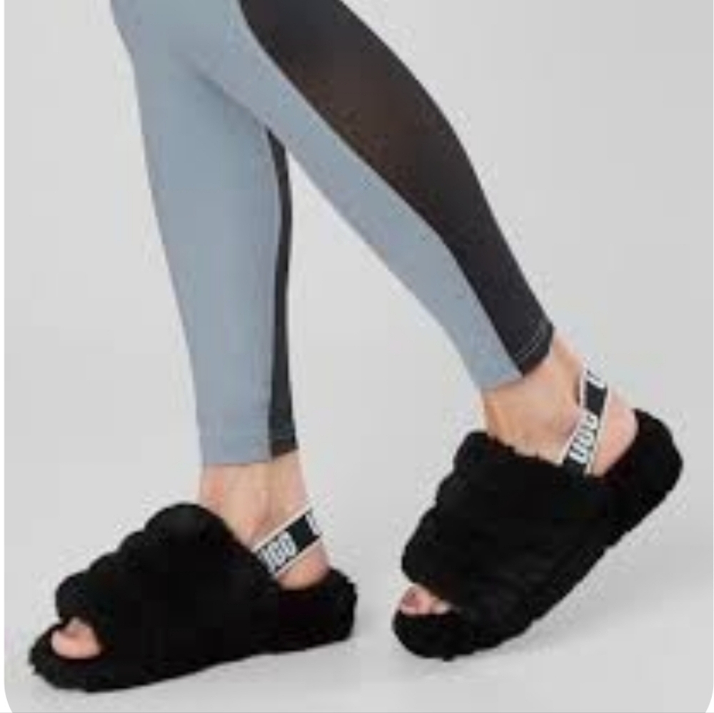 UGG Ffuff Yeah Slides